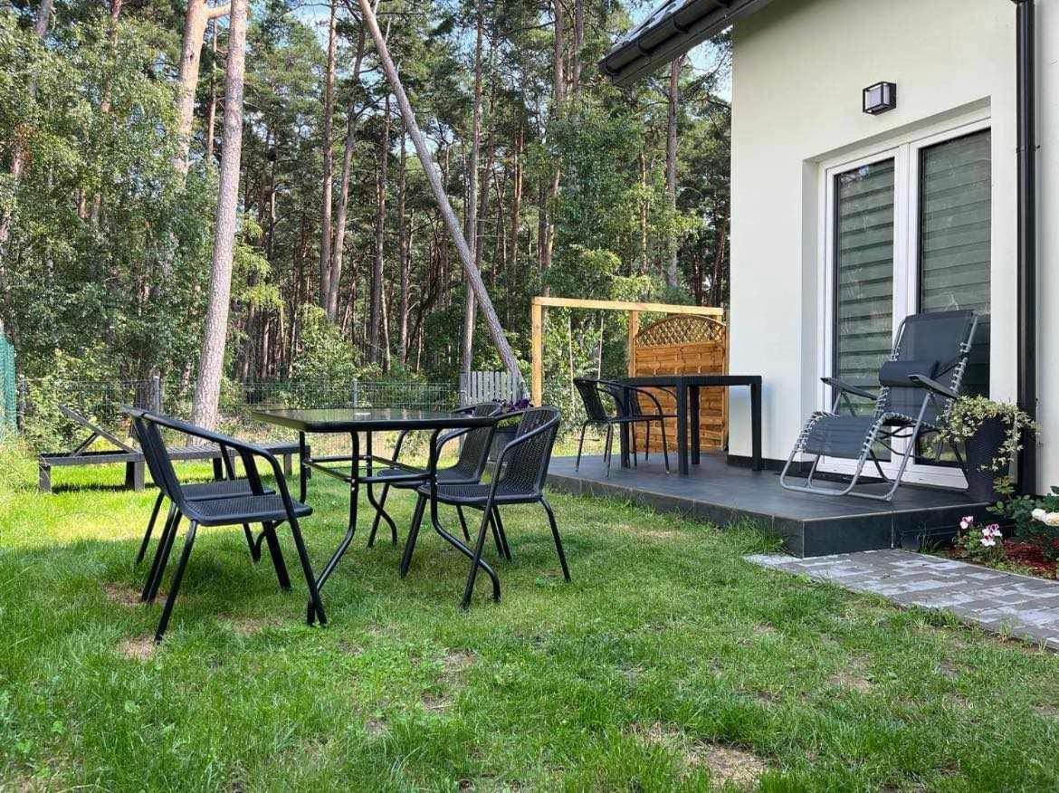 Dom Goscinny Biala Roza Dziwnówek Extérieur photo